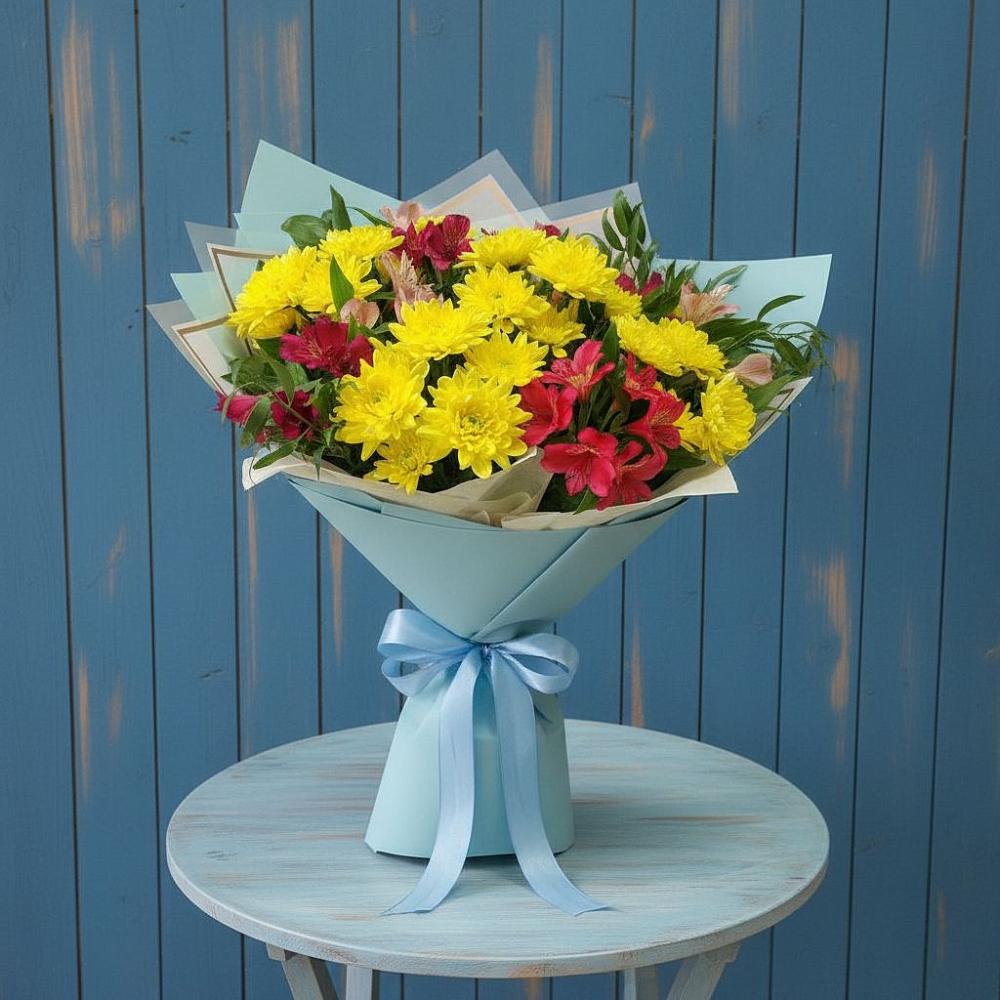 Букет цветов из: Альстромерии и Хризантемы в Лузе