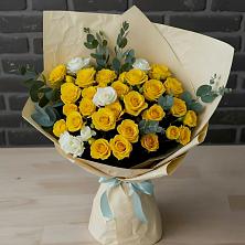 Букет цветов из:  Розы в Лузе