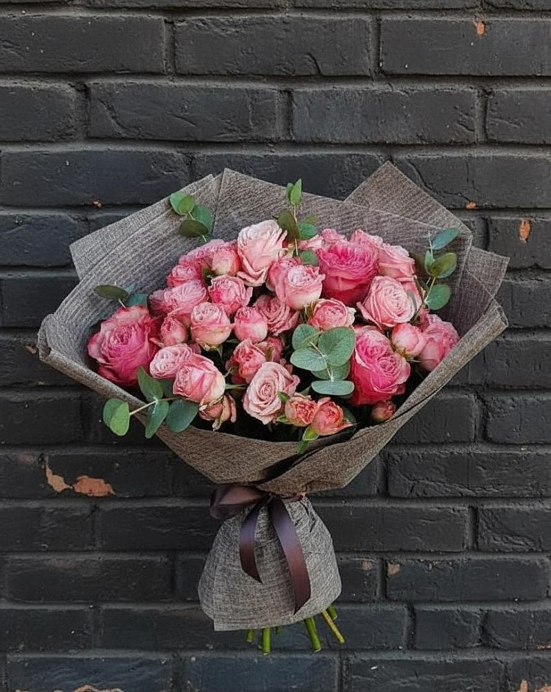 Букет цветов из: Розы в Лузе