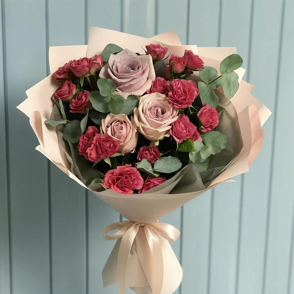 Букет цветов из: Гвоздики и Розы в Лузе