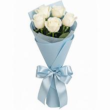 Букет 5 Белых роз Проуд в Лузе