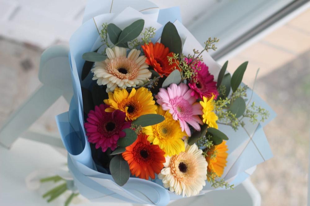 Букет цветов из: Герберы в Лузе