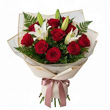 Букет цветов из:  Лилии и Розы #REPLACE_PRED# Лузе