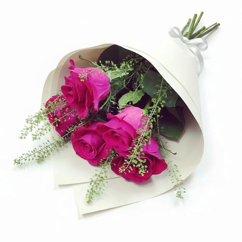 Букет цветов из: Розы в Лузе