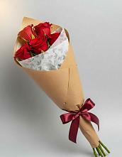 Букет цветов из:  Розы в Лузе