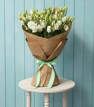 Букет цветов из:  Лизиантусы в Лузе