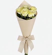 Букет цветов из:  Розы в Лузе
