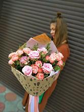 Букет цветов из:  Розы #REPLACE_PRED# Лузе