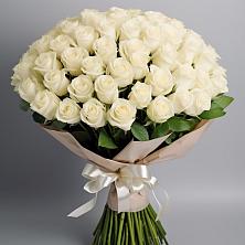 Букет 101 беля роза Белоснежка в Лузе