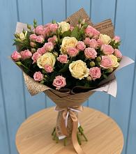 Букет цветов из:  Розы в Лузе