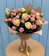 Букет цветов из:  Розы в Лузе