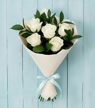 Букет цветов из:  Розы в Лузе