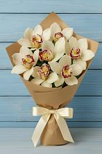 Букет цветов из:  Орхидеи и Розы в Лузе